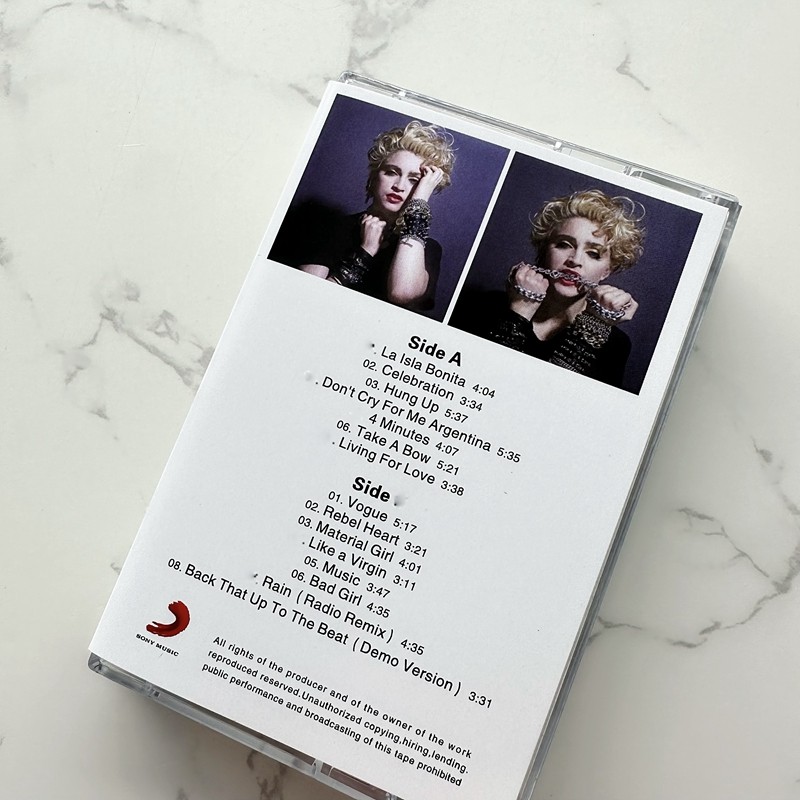 Kaset Pop Amerika Eropa Segel  - Audio Music To Lyrics ulasan dan harga
